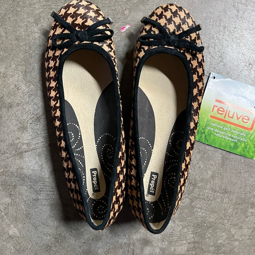 Propet Women's Emma Ballet Flat Slip-On Shoes Houndstooth Size 8